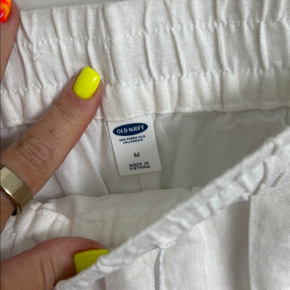 Old Navy White Skirt with Drawstring - Picture 2 of 4